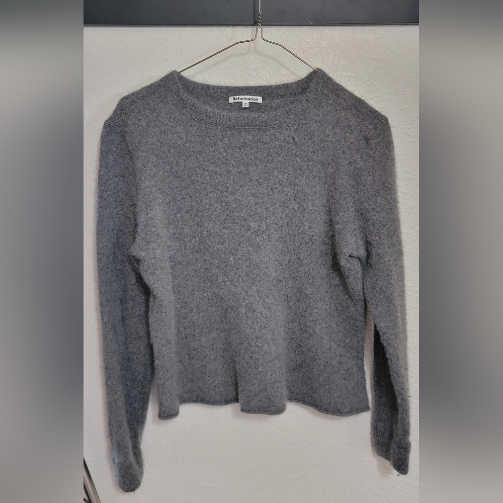 Reformation Cashmere Gray Crewneck Sweater